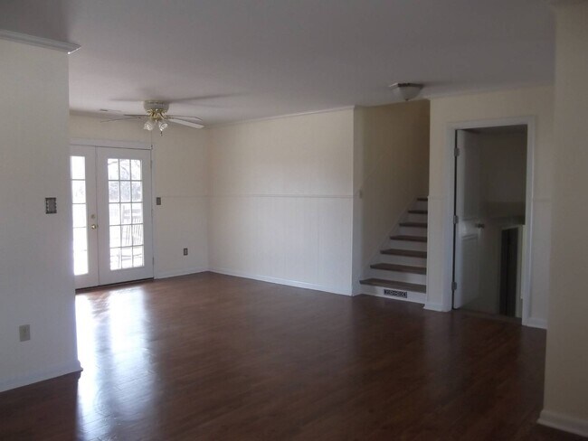 Building Photo - 524 Ridgeway Rd