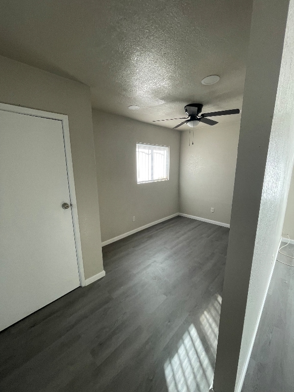 Building Photo - 535 El Centro Ave