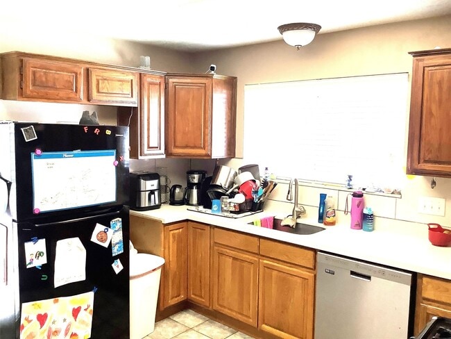 Building Photo - 4626 Stonemede Dr