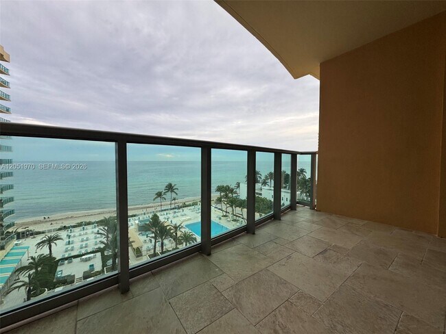 Foto del edificio - 2501 S Ocean Dr