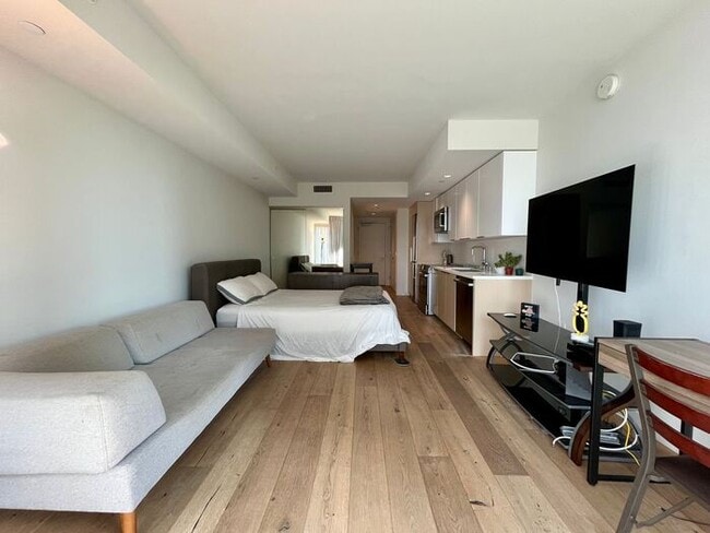 Building Photo - Kakaako: Ae'o - Studio with one Parking (E...