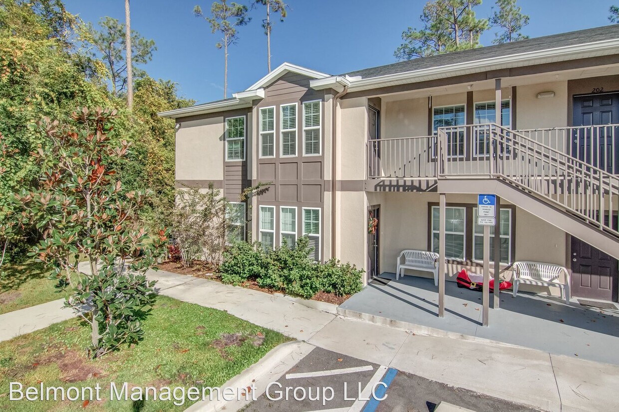 Primary Photo - 3 br, 2 bath House - 272 Hart Lane #202