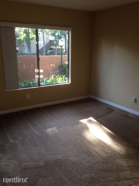 Primary Photo - 1345 Cabrillo Park Dr