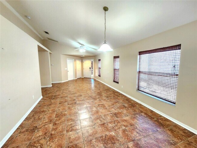 Building Photo - 322 Summer Sails Dr