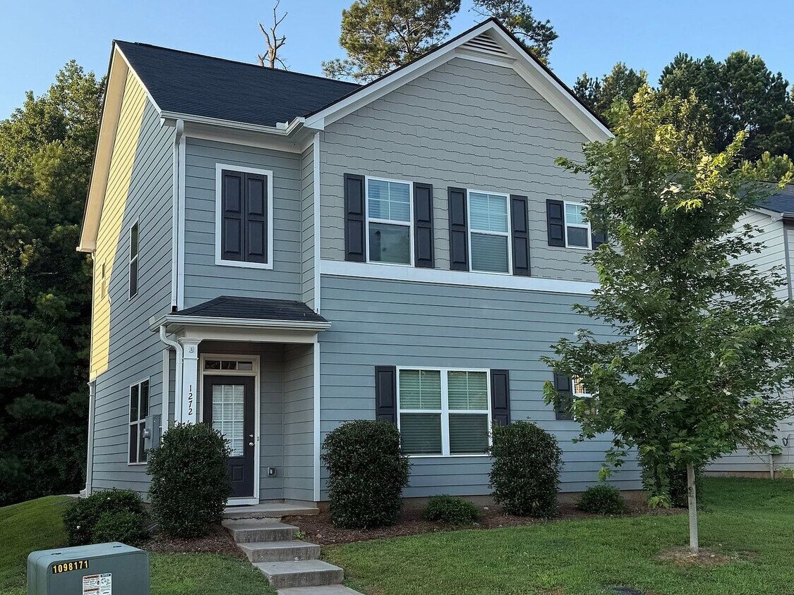Foto principal - Stylish 3-Bedroom Home Near Downtown Athens