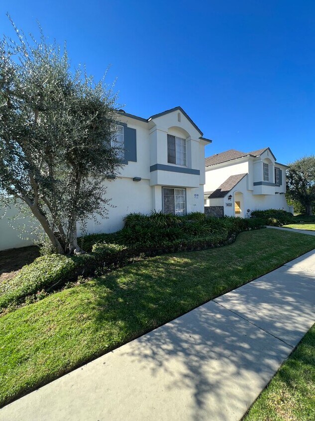 San Juan Apartment for Rent in Tustin, CA