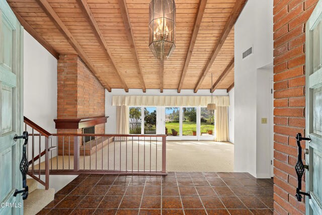 Foto del edificio - 484 Starlight Crest Dr