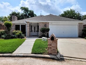 Building Photo - 6511 Pauma Dr