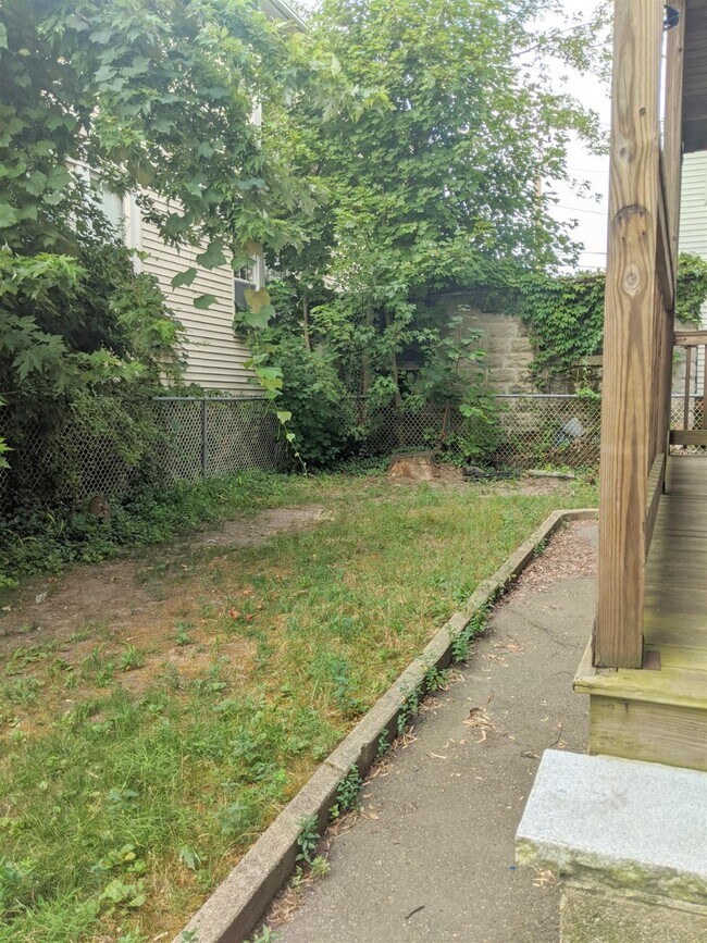 Foto del edificio - 79 Conwell Ave