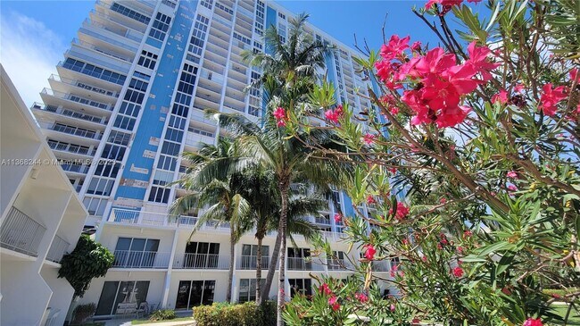 Foto del edificio - 881 Ocean Dr