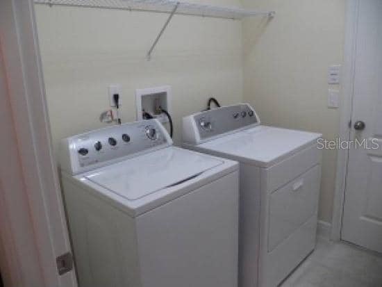 Foto del edificio - 8128 Jailene Dr