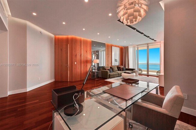 Foto del edificio - 16051 Collins Ave