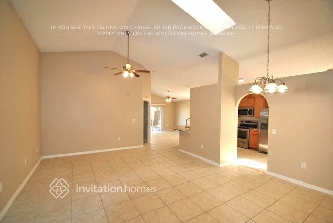 Building Photo - 6879 Raccoon Ct