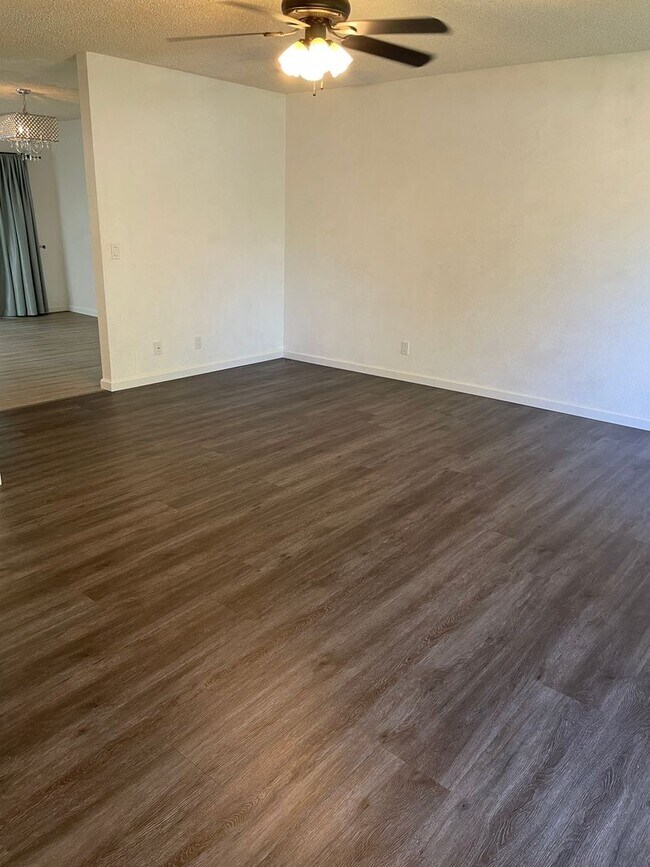 Building Photo - Wailuna - 3 Bedroom/2.5 Bathroom/2 Prkg - ...