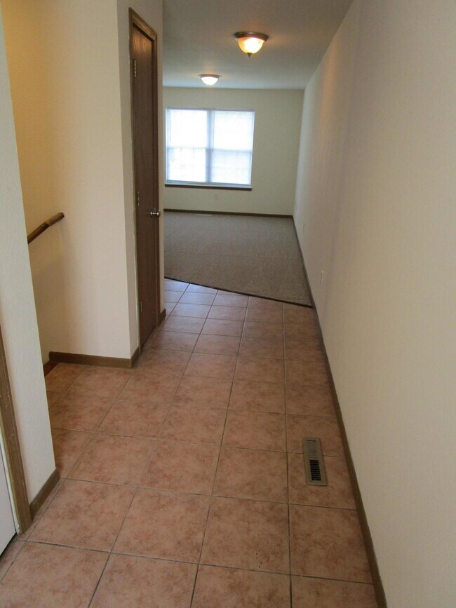 Building Photo - 4538 W Bellview Dr