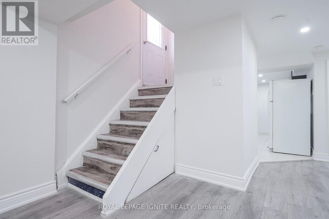 Building Photo - 39 Greenock Ave