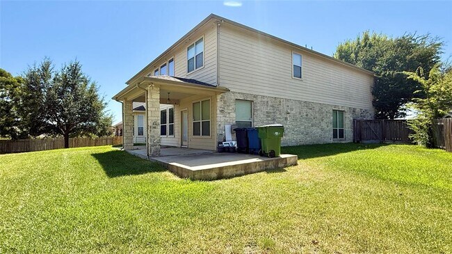 Building Photo - 2110 Reston Cove