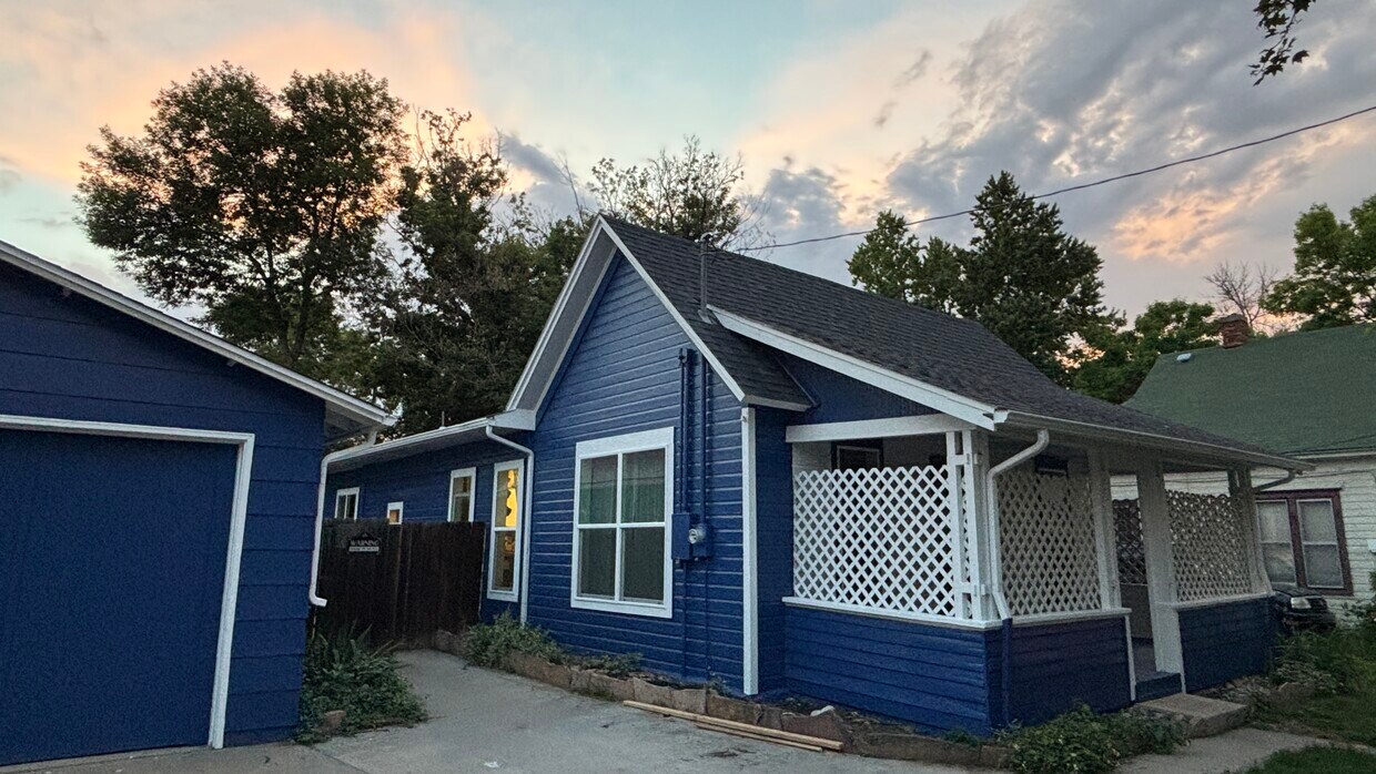 Primary Photo - 197 S Washington Ave