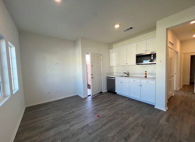 Foto del edificio - 26764 Wildrose Ct