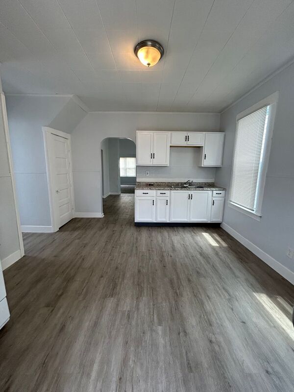 Foto del edificio - 1018 E 72nd St