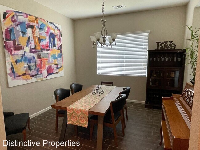 Building Photo - 3 br, 3 bath House - 14500 Casa Club Dr,