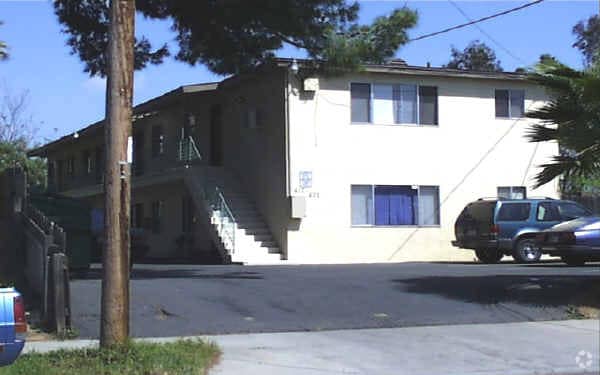 Building Photo - 417-431 Claydelle Ave