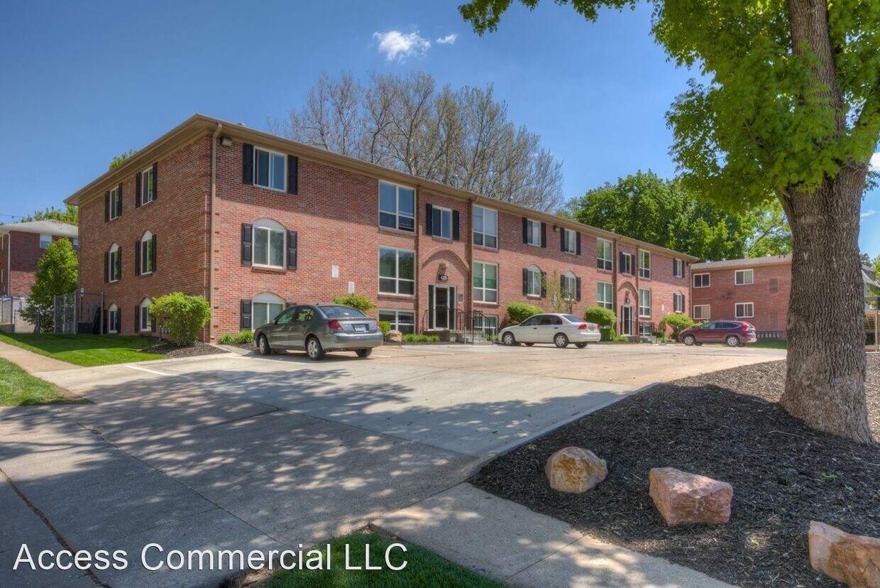 421 N 40th St, Omaha, NE 68131 Room for Rent in Omaha, NE