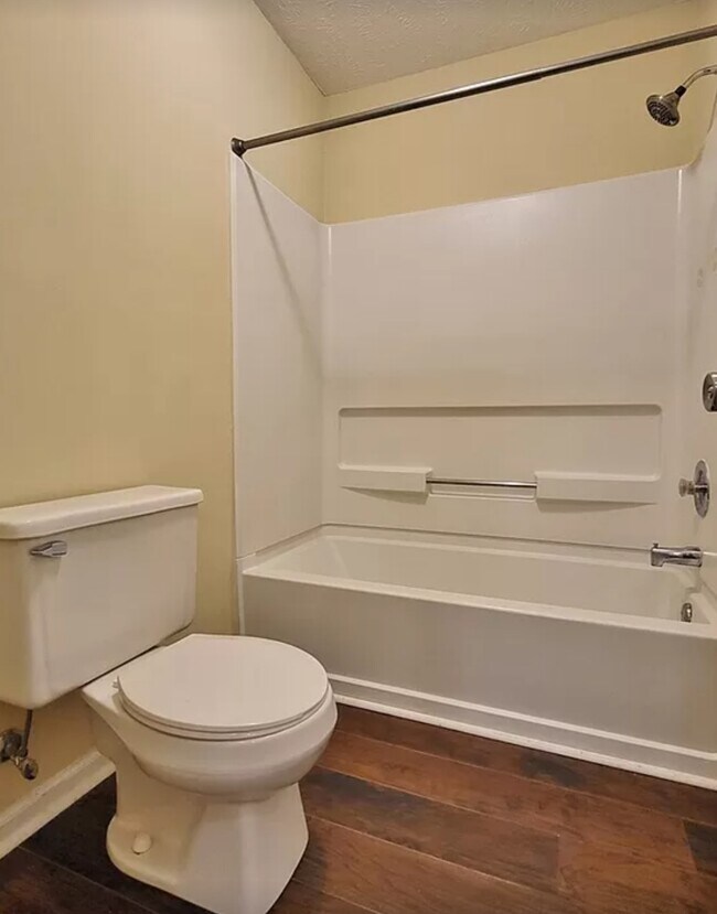 Foto del edificio - 2717 Preston Woods Ln