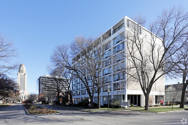 Building Photo - Century House