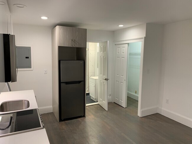 Foto del edificio - 230 Newbury St