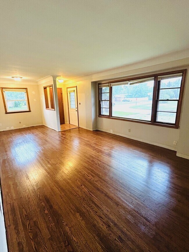 Foto del edificio - 5857 N Colfax Ave