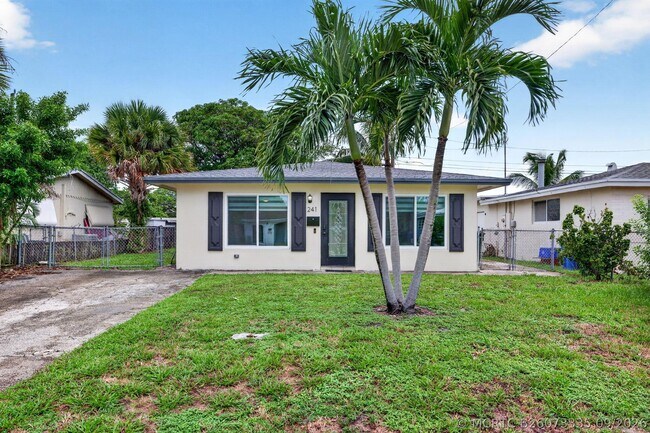 Building Photo - 241 NW 49th St