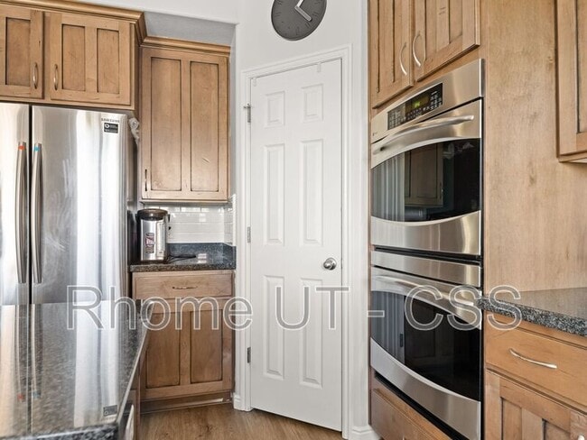 Building Photo - 2698 W Shady Hollow Ln