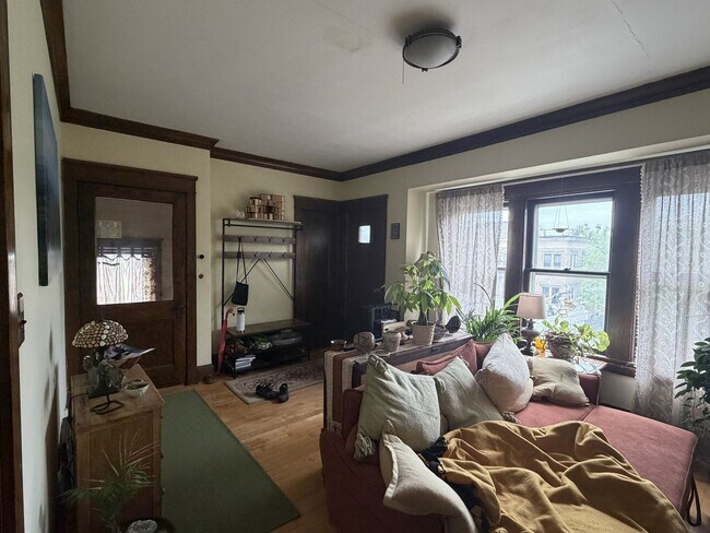 Foto del edificio - 2411 N Cramer St