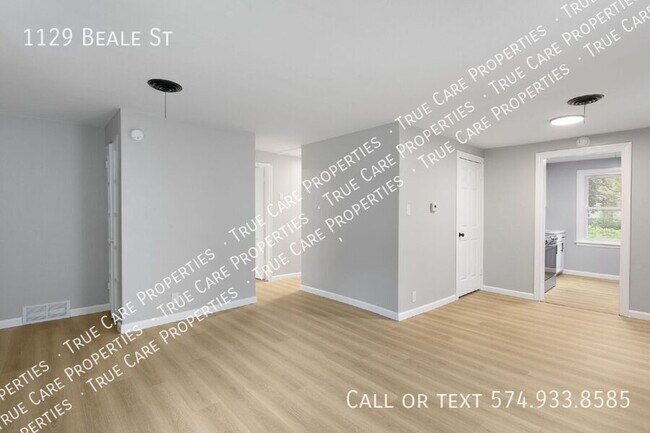 Building Photo - 1129 W Beale St
