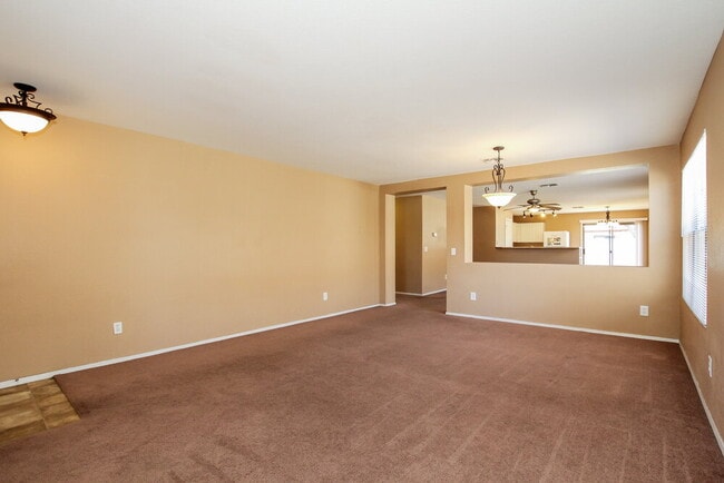 Foto del edificio - 3012 W Running Deer Trail