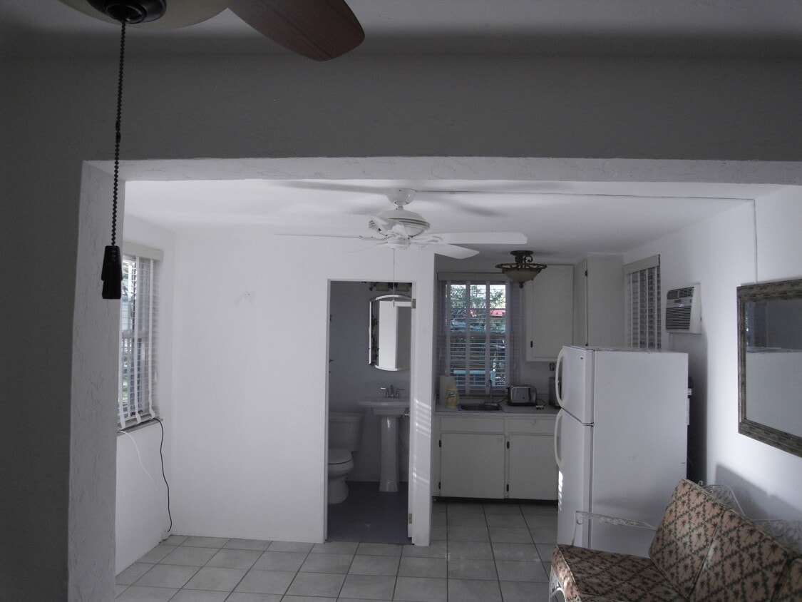 Building Photo - 1228 Trail Terrace Dr