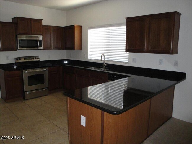 Foto del edificio - 37128 W Mondragone Ln