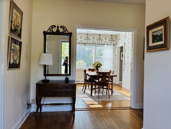 Photo - 805 2nd St N House