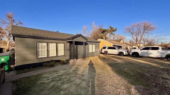 Photo - 2333 SW 38th St House