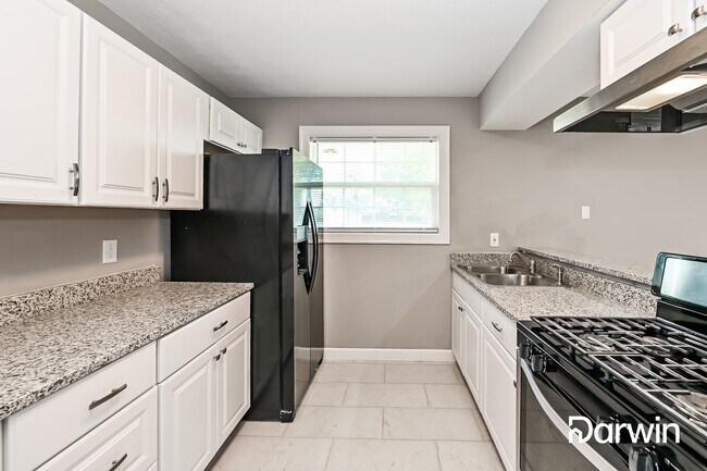 Building Photo - 13123 Glenwyck Street, Houston, TX 77045