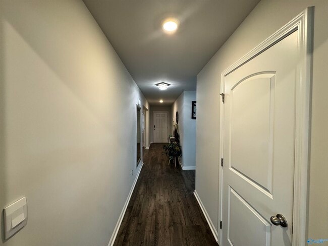 Building Photo - 183 Tobin Ln