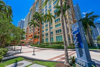 Building Photo - 2000 N Bayshore Dr