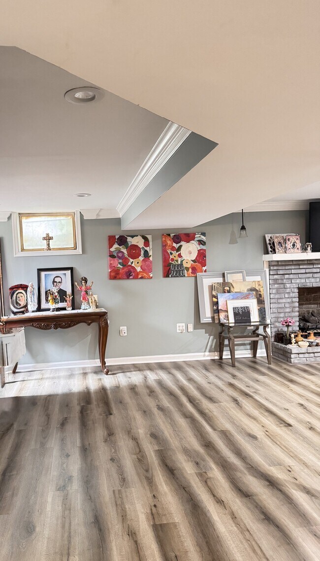 Foto del edificio - 3826 Greenridge Dr
