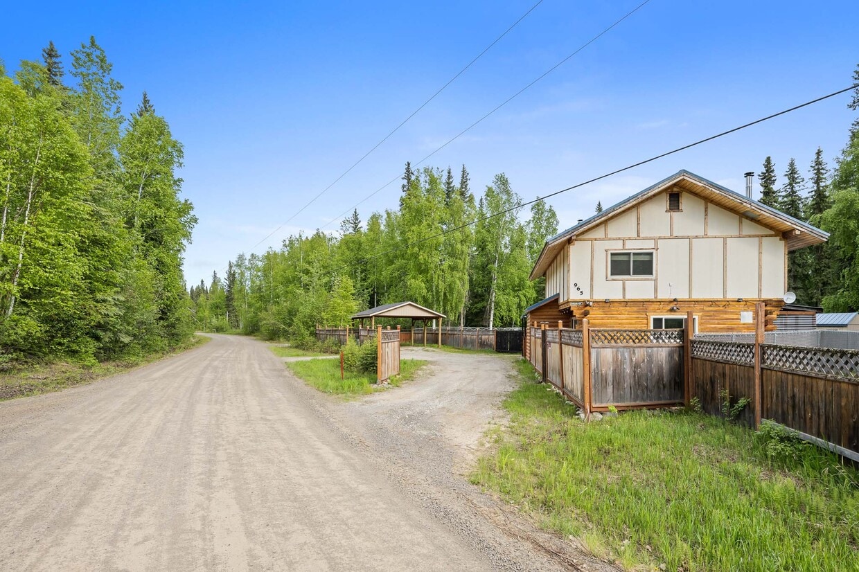 Primary Photo - 965 Seawolf Dr