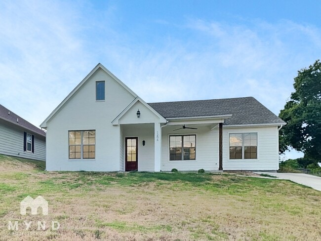 Building Photo - 1206 Comanche Cove Dr