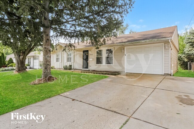 Foto del edificio - 703 E Streamwood Blvd