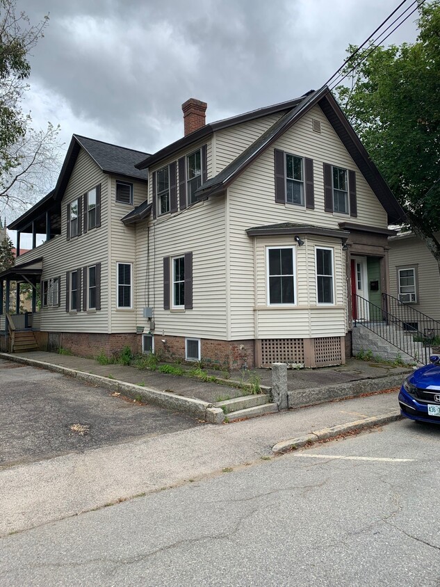 Primary Photo - 39 Warren St
