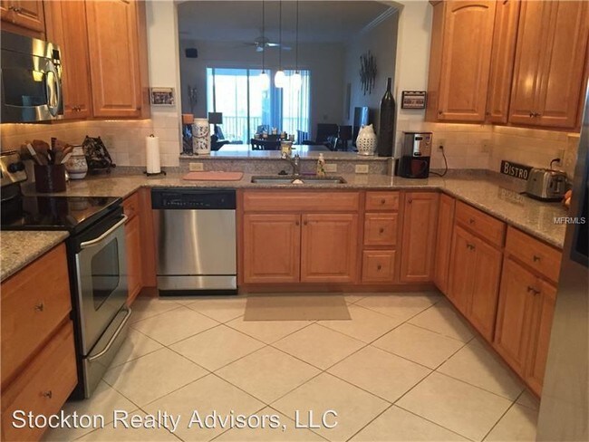 Foto del edificio - 5120 Manorwood Dr