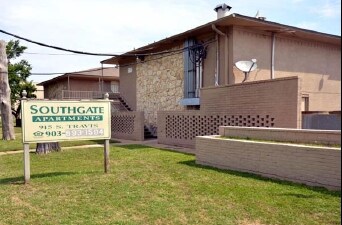 Primary Photo - Southgate Apartments